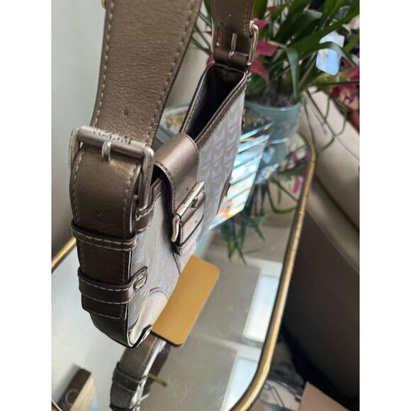 Michael Kors Shoulder Purse - Picture 6 of 9